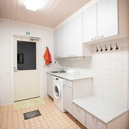 Kh- Villa Vaeinaemoeinen